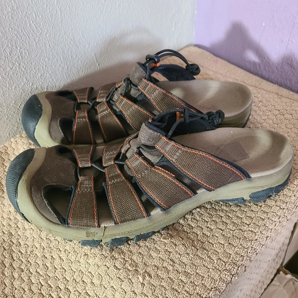 KEEN Newport Ormond Slide Sandals Mens 11.5 Brown Waterproof Hiking Outdoor Lug